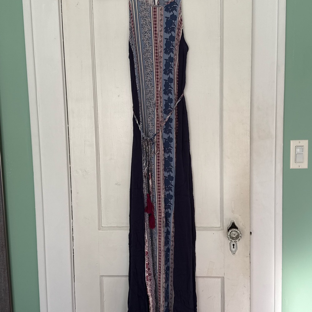 Navy and Red Sleeveless Maxi Dress